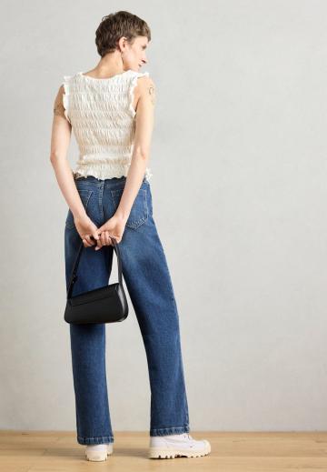 Ботинки на шнуровке