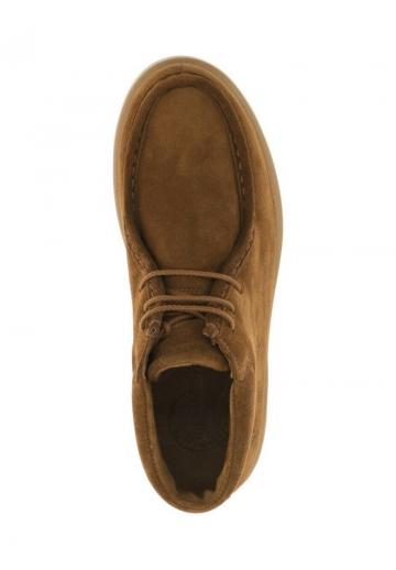 Ботинки на шнуровке