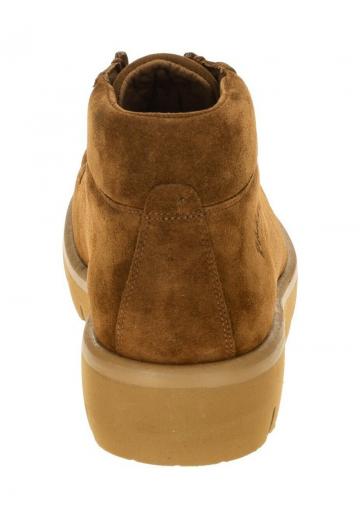 Ботинки на шнуровке