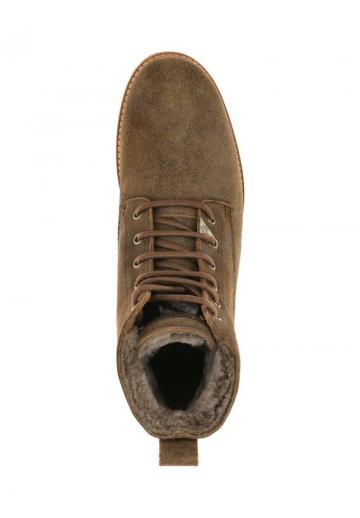 Ботинки на шнуровке