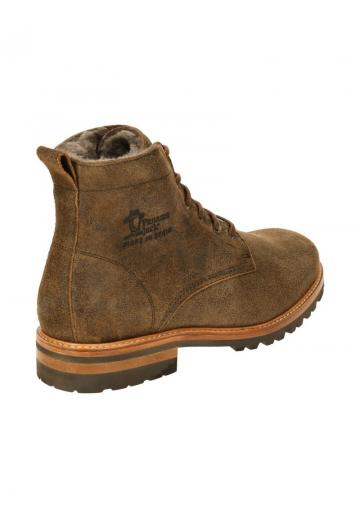 Ботинки на шнуровке