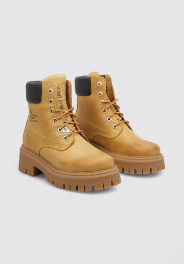 Ботинки на шнуровке