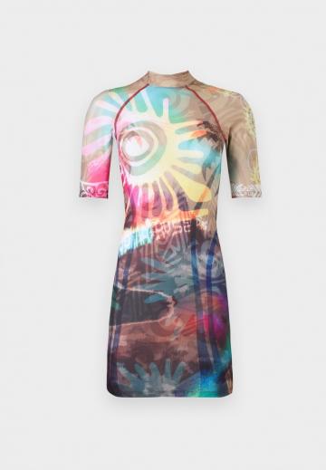 Короткое платье