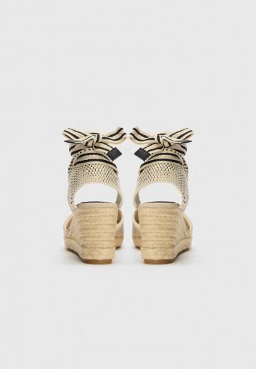 Гандбольные кроссовки