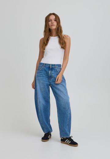 Джинсы
