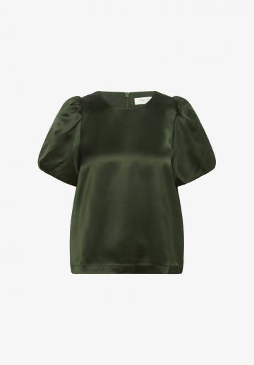 Атласная блузка