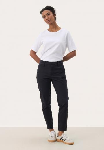 Узкие брюки