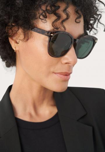 Солнечные очки