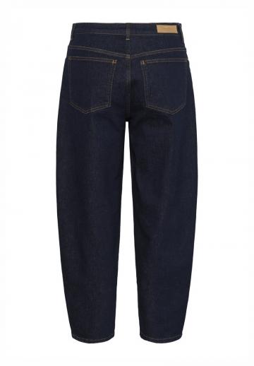 Свободные джинсы