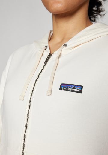 Спортивная толстовка