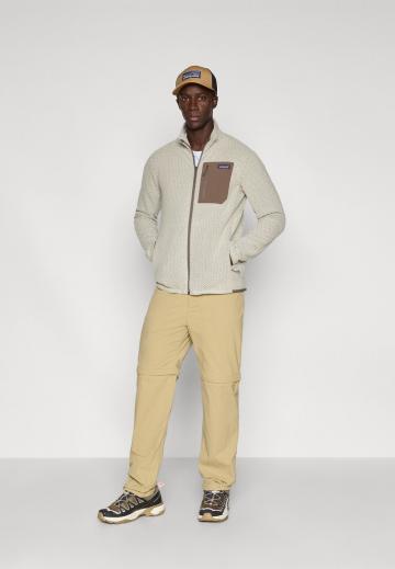 Спортивная куртка