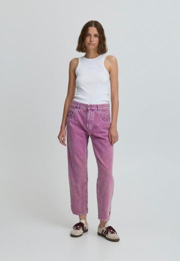 Короткие джинсы