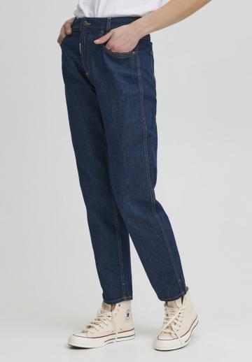 Короткие джинсы