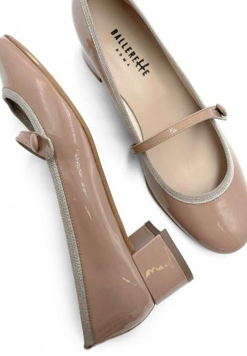 Туфли с ремешком