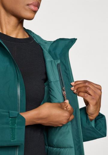 Спортивная куртка