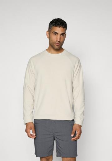 Спортивная кофта