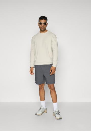 Спортивная кофта