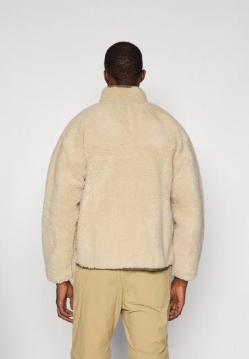 Флисовая куртка