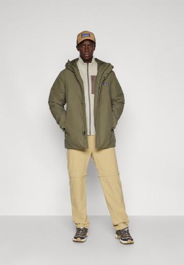 Зимняя куртка