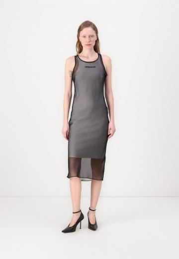 Платье футляр