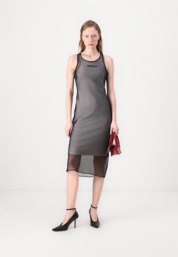 Платье футляр