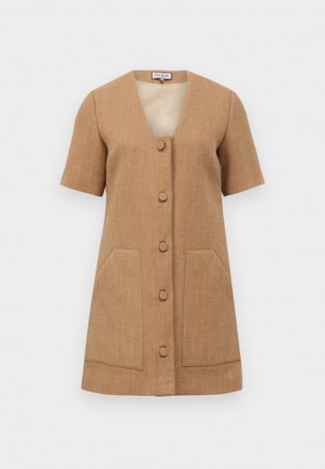 Короткое платье