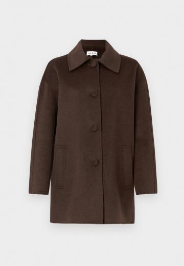 Короткое пальто