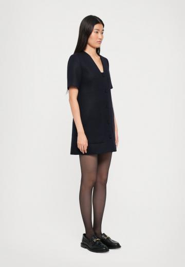 Короткое платье