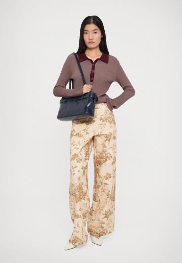 Свободные джинсы