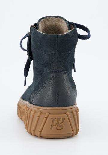 Ботинки на шнуровке