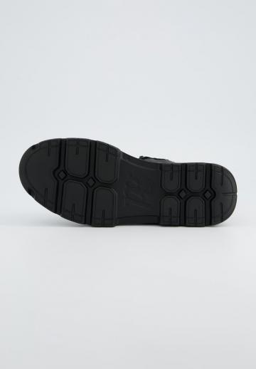 Ботинки на шнуровке