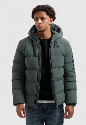 Зимняя куртка