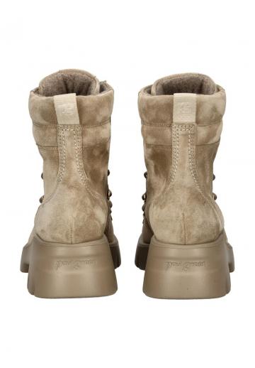 Ботинки на шнуровке