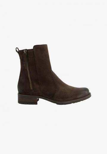 Зимние ботинки