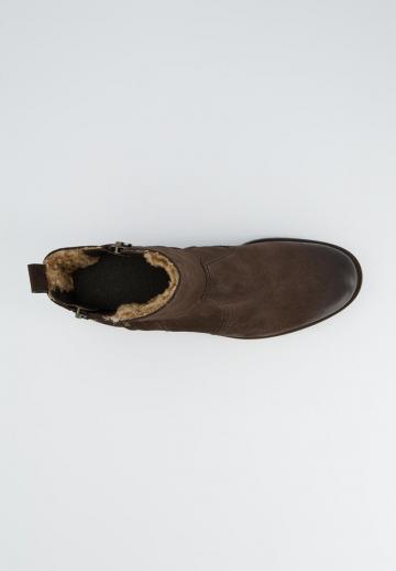 Зимние ботинки