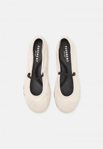 Спортивные балетки