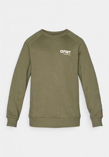 Спортивная кофта