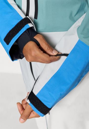 Спортивная куртка