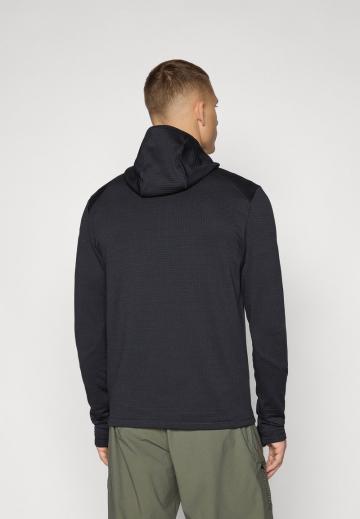 Спортивная кофта