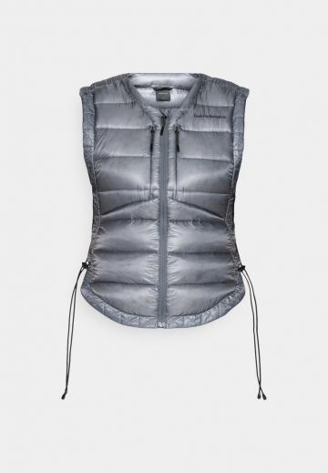 Пуховой жилет