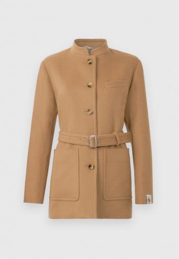 Короткое пальто