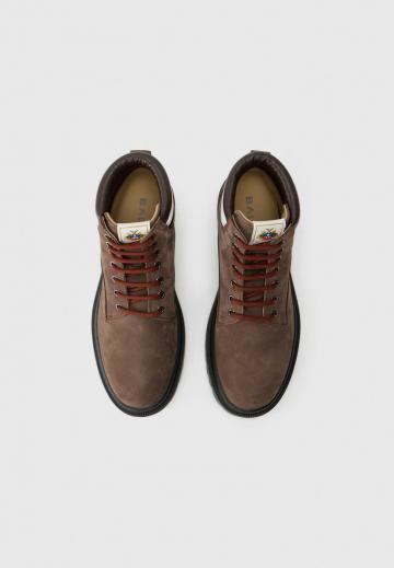 Ботинки на шнуровке