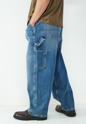 Прямые джинсы