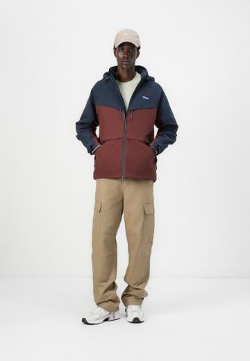 Куртка-дождевик