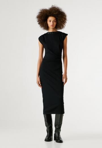 Вязаное платье