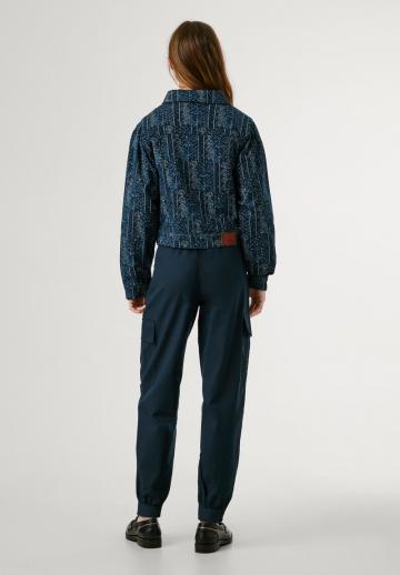 Джинсовая куртка