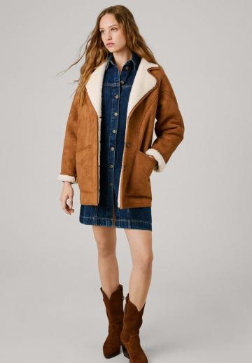 Короткое пальто