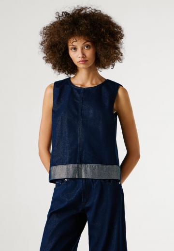 Джинсовая жилетка