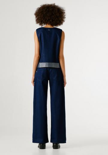 Джинсовая жилетка