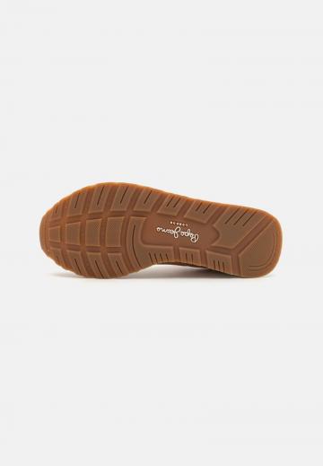 Гандбольные кроссовки